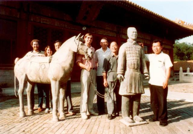 文物外交50年：办文物展览就像“导演”一场戏