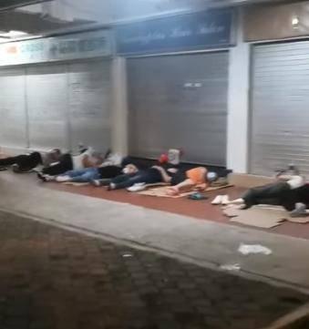 “在新加坡，自费的中国科兴疫苗比免费的mRNA疫苗更受欢迎”