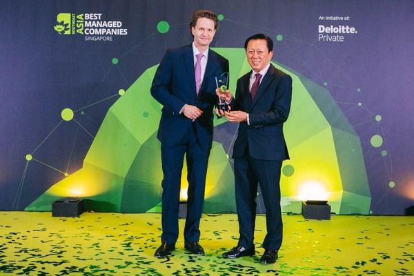 德勤将亚太区美容产品分销平台LUXASIA评为新加坡卓越管理公司之一