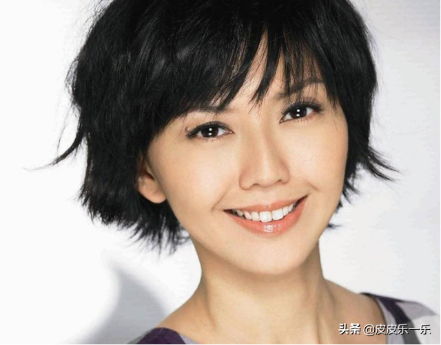 多次退圈的孙燕姿终于喜获“冷门歌手”荣誉称号，她其实并不孤单