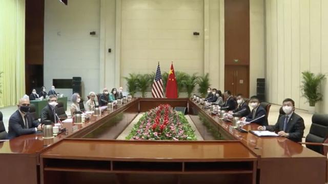 中美天津会晤，英国航母闯入南海，核战指挥机现身，美国频繁出招