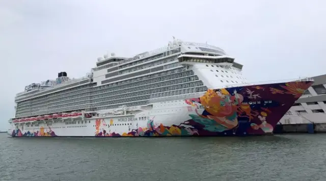 做好检测打完针，40岁游轮旅客还感染！3000旅客齐齐被困