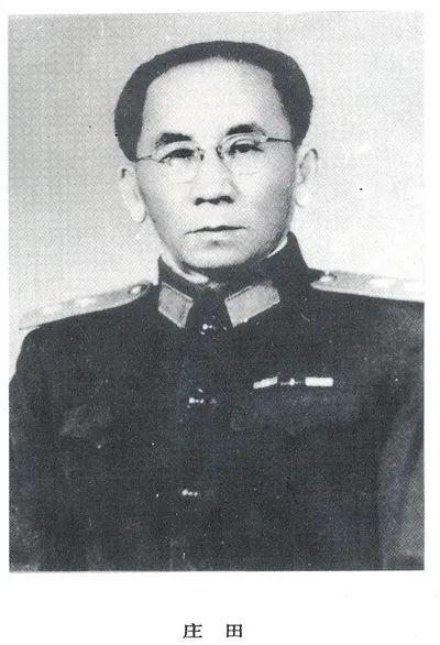 《他在新加坡的货轮上找到了党组织》