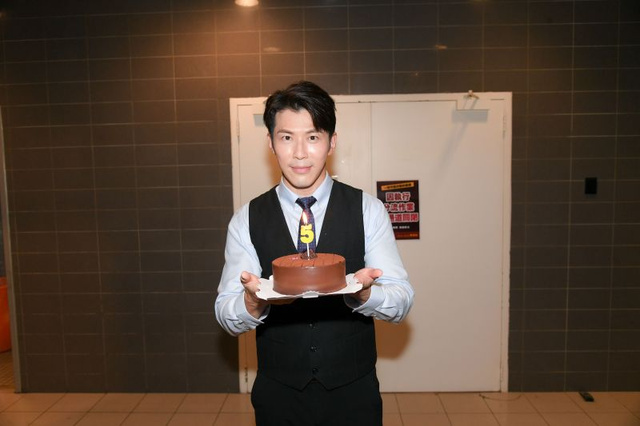黄少祺半百庆生照依旧帅气 20年如一日 冻龄功力惊人