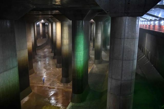 暴雨洪灾来袭，极端天气考验全球地铁系统