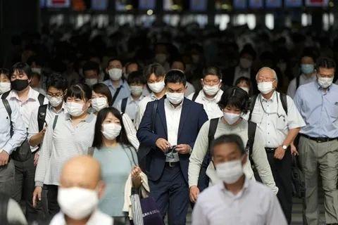 研究者认为新冠大流行很可能“流感化”但还有多重变数