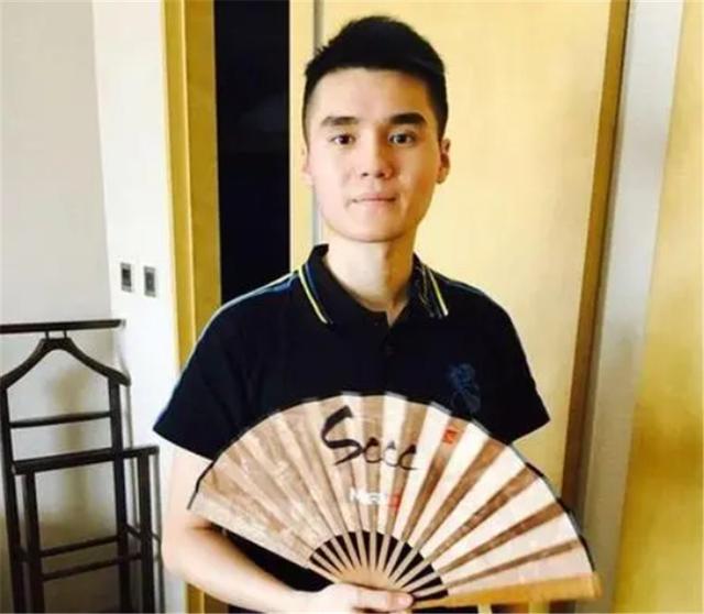 Sccc直播谈卡哥心态炸裂，打崩了不得劝？网友：师傅别念了