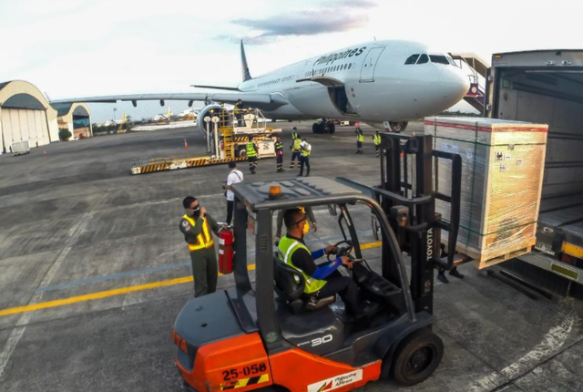 杜特尔特公开感谢中国，拒当美国炮灰：一旦打起来定遭“屠杀”