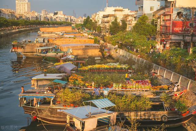 越南经济将超过新加坡？或许不用10年？