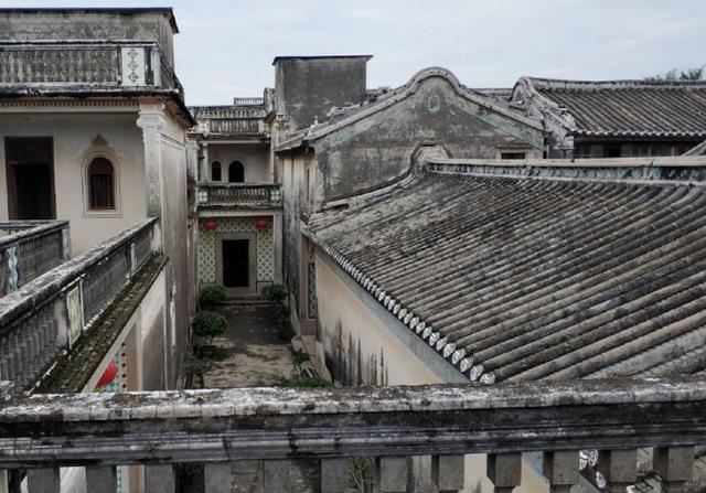 汕头一富商豪宅，素有"岭南第一侨宅"之誉，用十几种进口瓷砖铺地