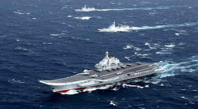 贼喊捉贼！英航母跨越半个地球刷存在感，英政客反诬中国“威胁”