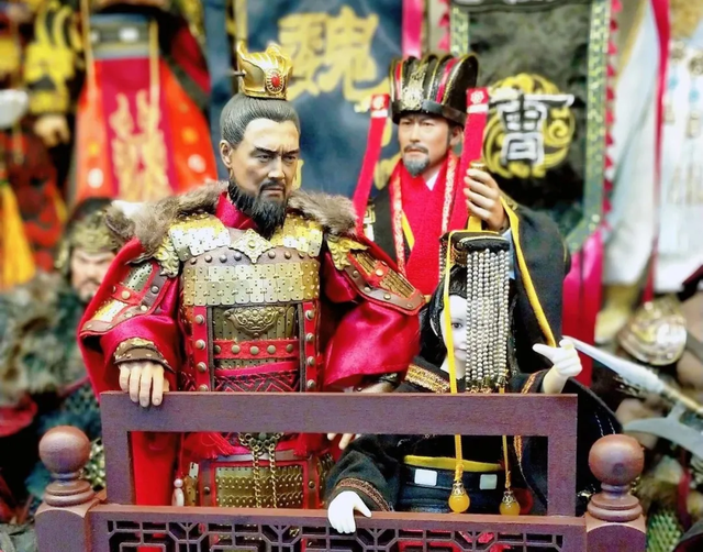 岳阳小伙造了个三国宇宙，十万难求一个吕布，征服日韩三国迷