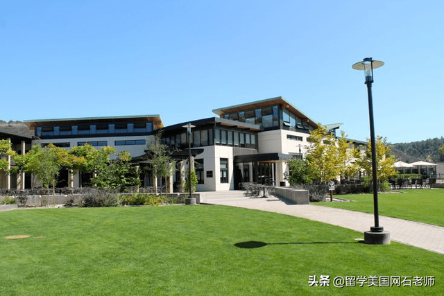 提前一年规划，他是如何一步步申请到美国顶尖美初菲斯登中学的