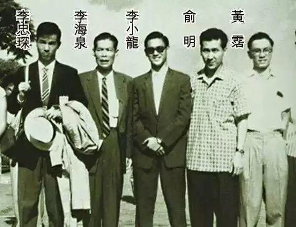 《唐伯虎点秋香》中6位神仙配角，2位大师，1个影帝，1位导演