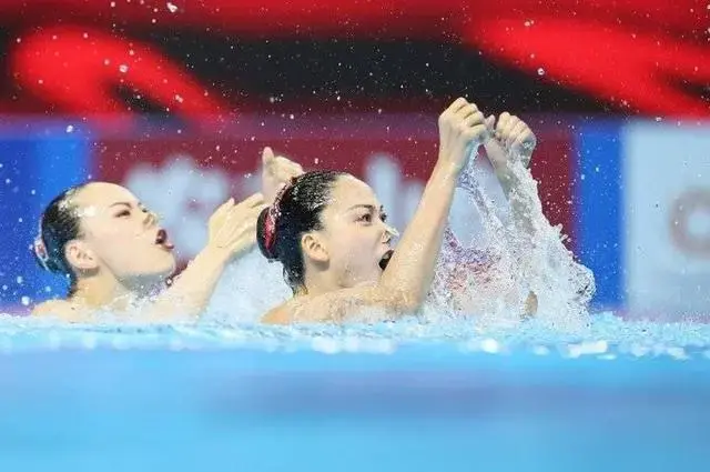 奥运前瞻：中国田径入籍选手上场，女篮将迎8强首战