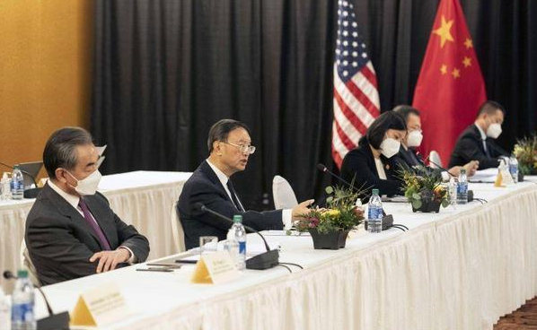 中美关系“病”了，新前外交官开出药方：美国必须对中国保持谦逊