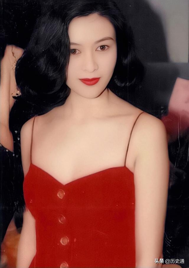 三族混血女，颜值登顶，却屡遭爱情创伤，遇恩人指点，活出自己