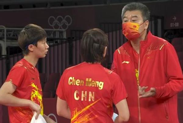 乒乓球女团中国横扫新加坡进入四强 王曼昱拿2分孙颖莎完胜冯天薇