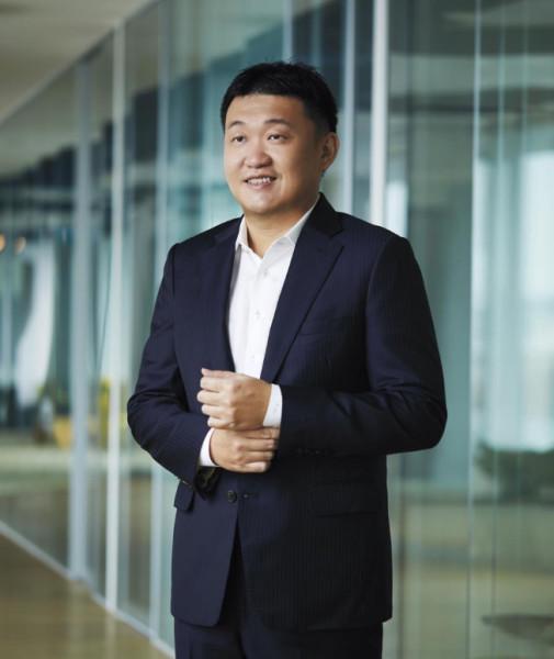 198亿美元身家！Shopee创始人成新加坡首富