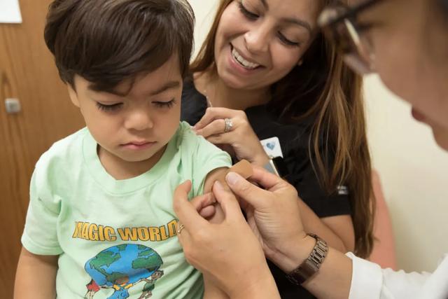2268例！新加坡又多6所幼儿园确诊，5-11岁儿童疫苗接种有进展了