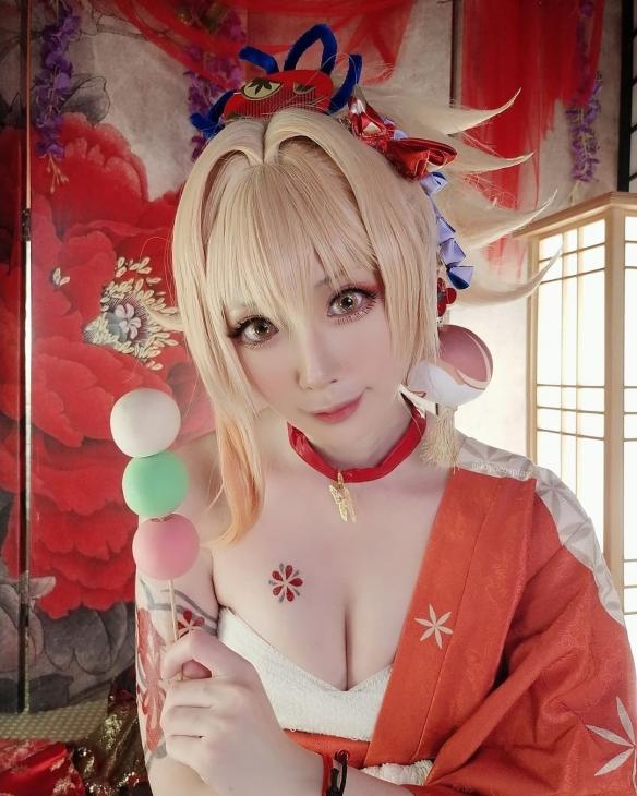 可爱外表下是小恶魔！新加坡正妹Coser kiyo美照赏