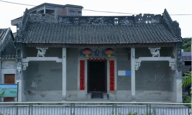 美丽“桃花源”——花山两龙村豸边文济俞公祠侧记