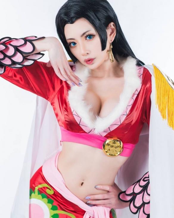 可爱外表下是小恶魔！新加坡正妹Coser kiyo美照赏