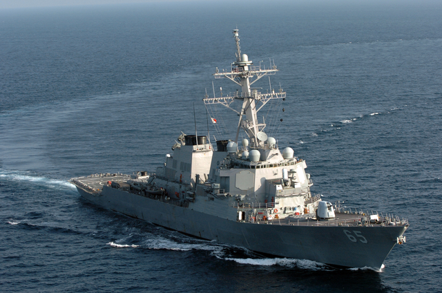 中国海上新规并非一纸空文，美舰强闯南沙又被拦截