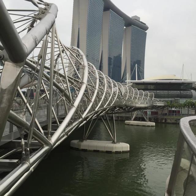 高中毕业生申请新加坡留学好吗？