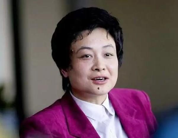 因“让球”风波远嫁日本，却遭遇丈夫出轨，何智丽后来怎样了？