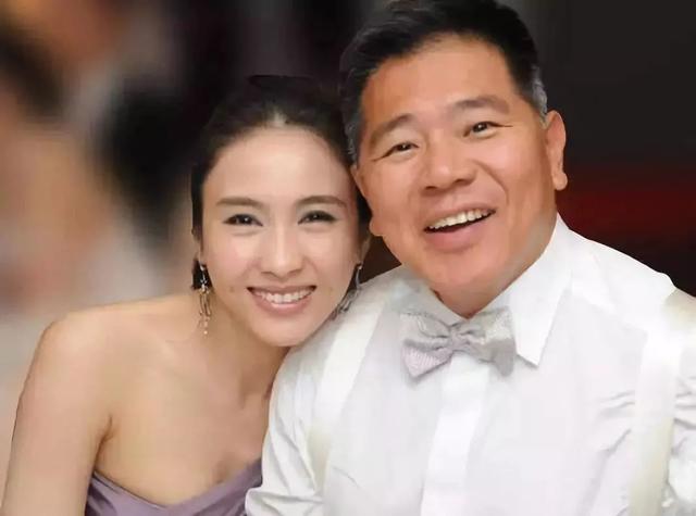 巅峰时突然隐退的10位明星：有人2次出家，有人如“人间蒸发”