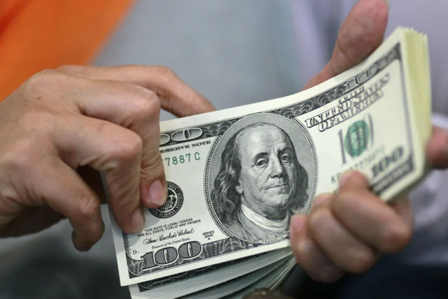 美国放水的38万亿去哪了？亚洲成主要接盘侠，部分银行或将倒闭