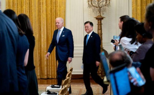 赶在王毅访问前，美国提出邀韩国加入五眼联盟，韩方回应不出所料