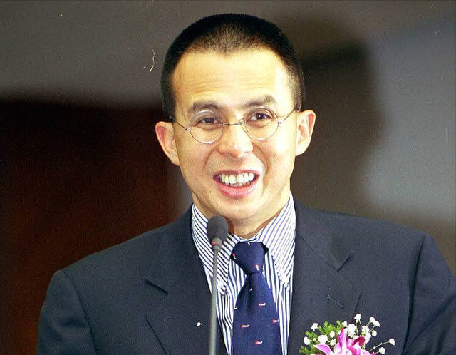 李泽楷的富卫保险即将在纽交所挂牌，李嘉诚真金白银支持
