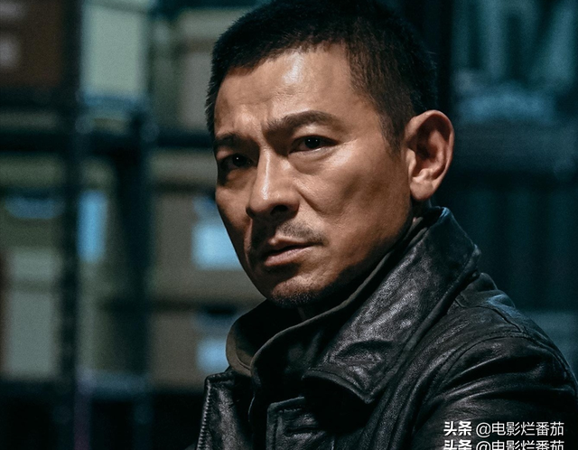 31届华鼎奖：《八佰》获奖实至名归，刘德华憾负，范伟惊喜得大奖