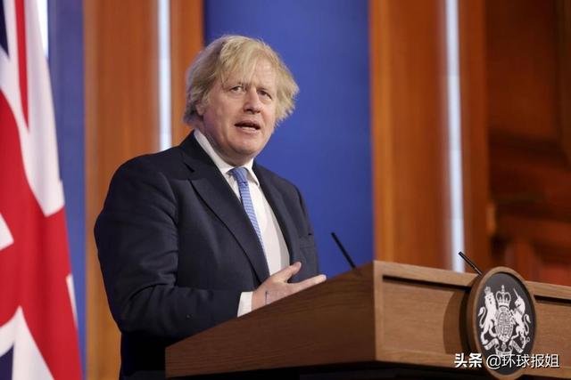 9月30日，世界发生2件稀奇事：英国女王被“嫌弃”；法前总统出糗