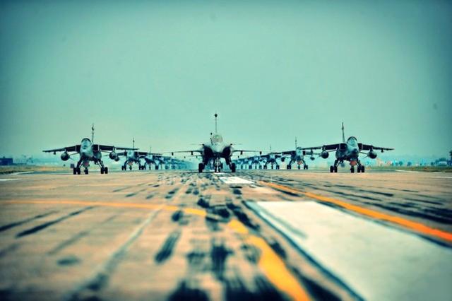 印度空军摆出大象漫步 并给日本空自一个摸象的机会