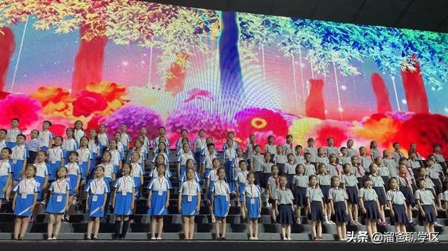 在成都，哪些公立小学有合唱团、且搞得比较好？