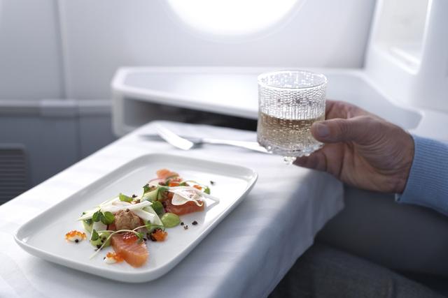 十家国际航空飞机上的葡萄酒是如何选择的？