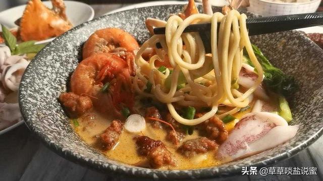 国庆体验厦门的浪漫，那就在家做一碗南洋风味的沙茶面吧