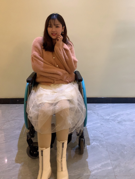 25岁遭遇车祸高位瘫痪，4年后逆风翻盘，这个贵阳女孩咋这么猛？