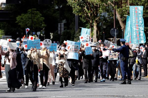 日本真子公主今日完婚，脱离皇籍成平民“小室真子”