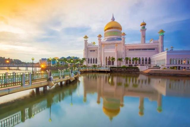 文莱🇧🇳——一个被马来西亚一分为二的国家