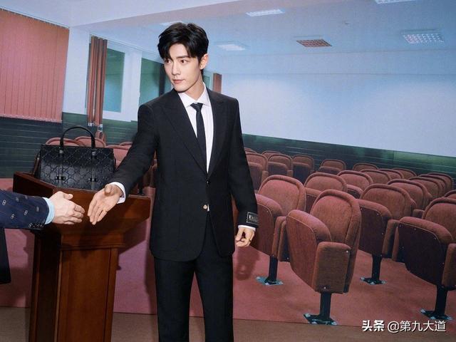 肖战收获第三个海外高奢，空降官宣另有惊喜，直接引发海外轰动