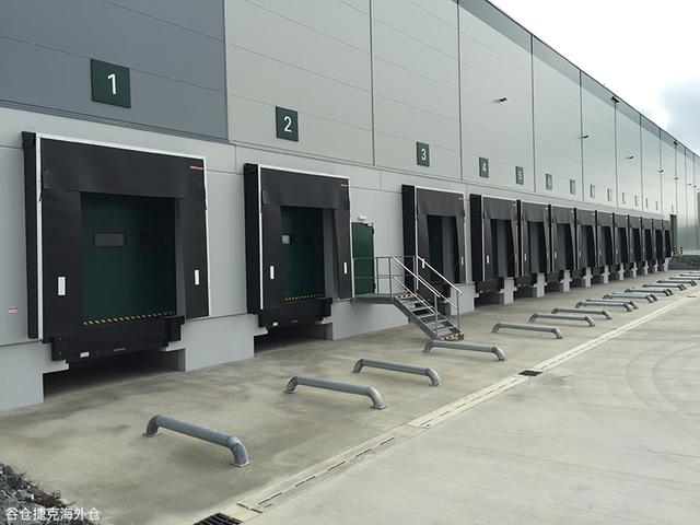 跨境简讯 | 美国港口为缓解拥堵出新招：集装箱滞留9天以上将罚款