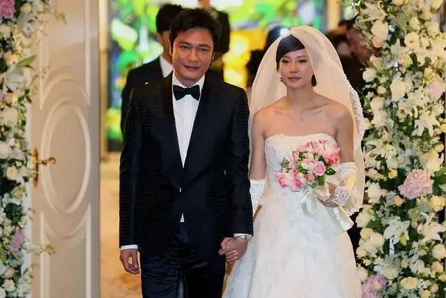 娶富婆的男星，各有各的辛酸，多人丁克，有人结婚31年从不叫老婆