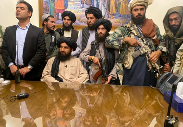 46死143伤！阿富汗恐袭震动白宫，美国决定与塔利班举办首次会谈