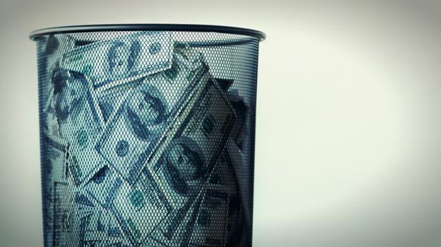 中国大幅减美债,大批黄金或运抵中国,去美元化达突破时刻,有进展