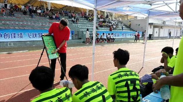 少年中国｜广州旅商：在曾被遗忘的角落，他们发掘了一群宝藏男孩