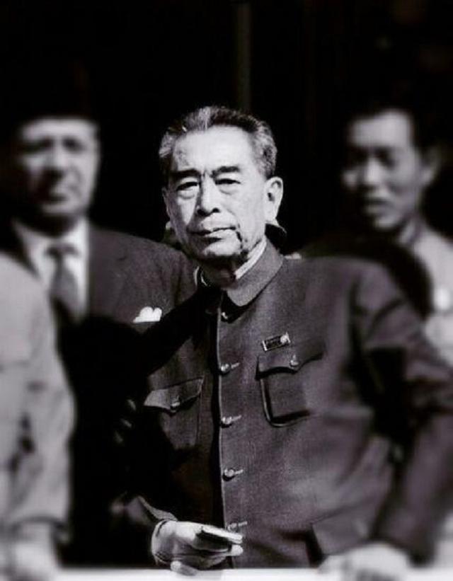 周总理遭国民党暗杀，美国中情局提供炸弹，11名外交官不幸丧生